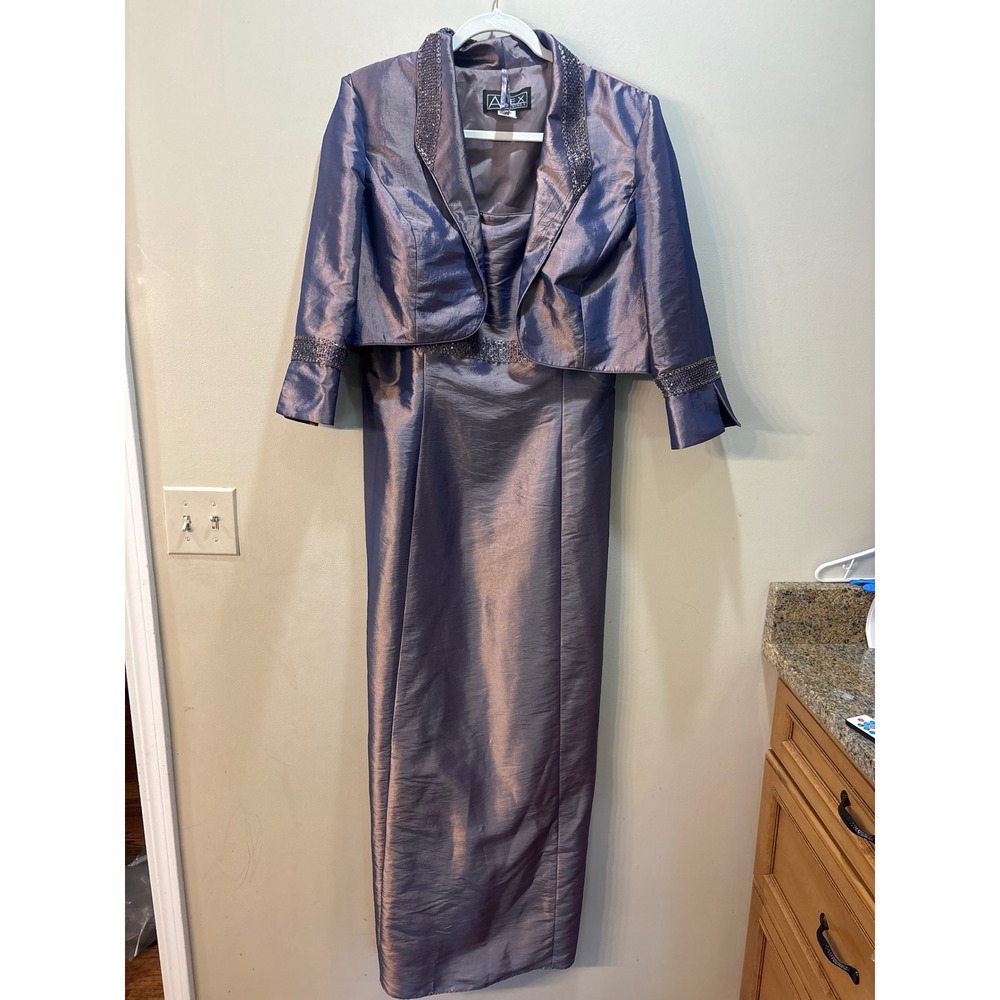 Alex Evenings 2PC Formal Gown & Beaded Bolero Jacket Iridescent Lavender Blue 12